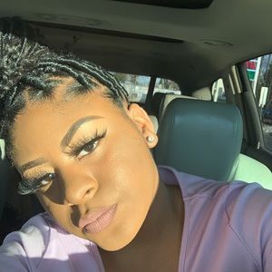 Meet your Posher, Jovanah